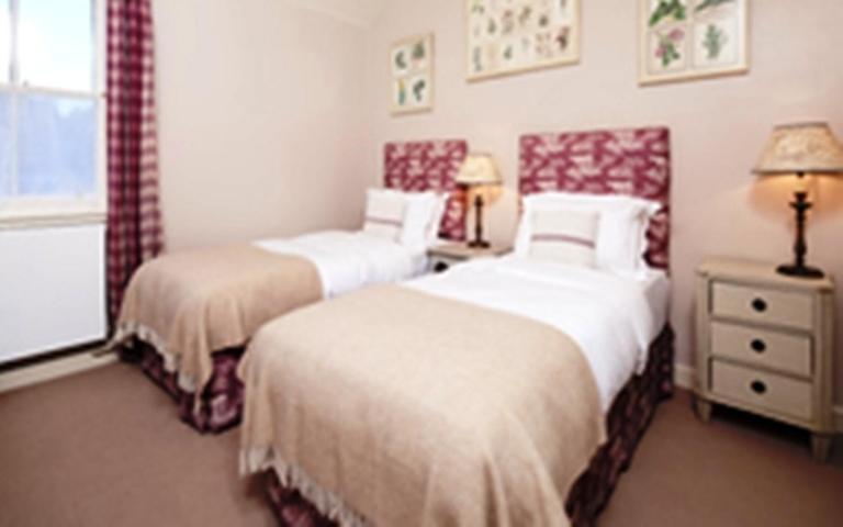 The Loch Lomond Arms Hotel Luss Eksteriør billede