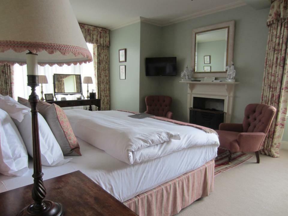 The Loch Lomond Arms Hotel Luss Eksteriør billede